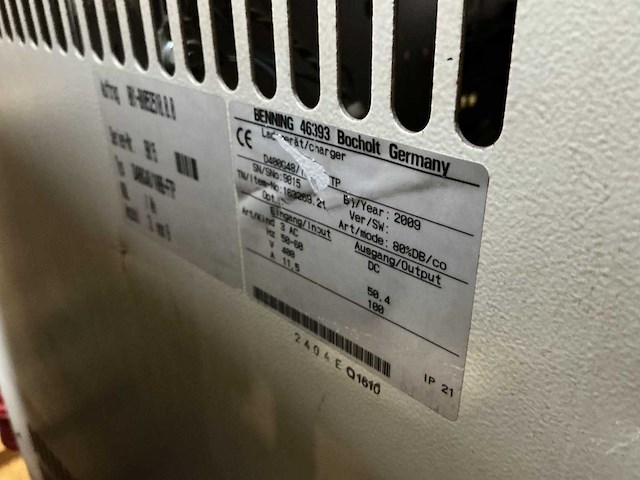 Tebetron - 48v 100a - battery chargers - 2009 - afbeelding 1 van  2