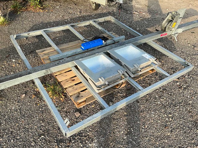 Tec-mar verstelbare lichtmast - afbeelding 1 van  6