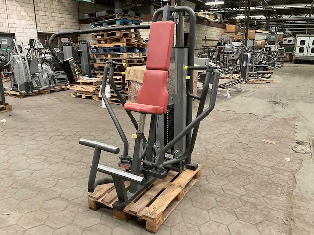 Teca chest press 590 krachtstation - afbeelding 1 van  7