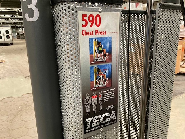 Teca chest press 590 krachtstation - afbeelding 7 van  7