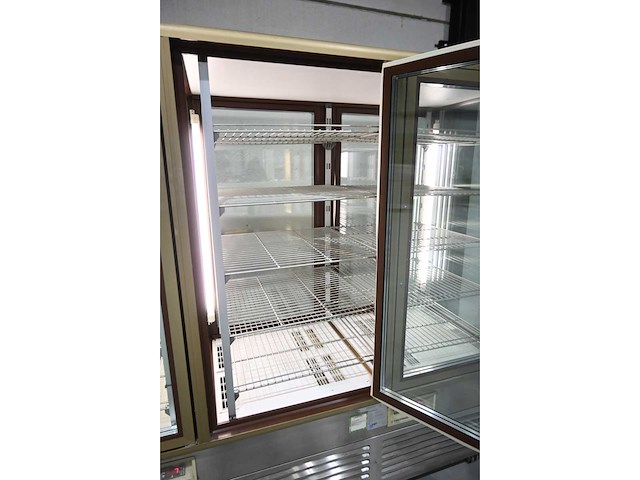 Tecfrigo innova 1400 g/g 6 porte mobiele dubbelgekoelde gebaksvitrine - afbeelding 11 van  11