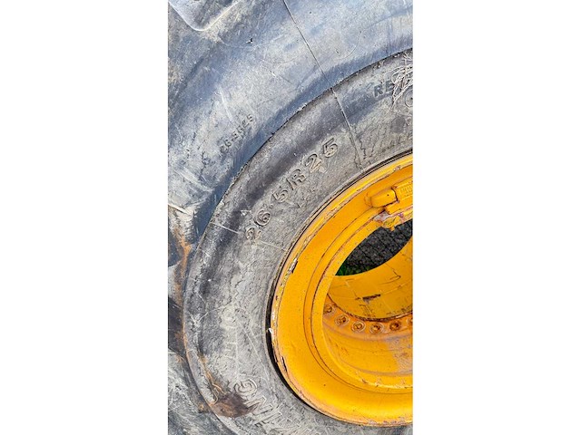 Techking - l5 - band met velg voor graafmachine - afbeelding 3 van  3