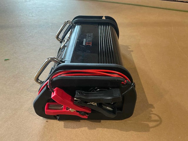 Technaxx acculader met compressor - afbeelding 4 van  5