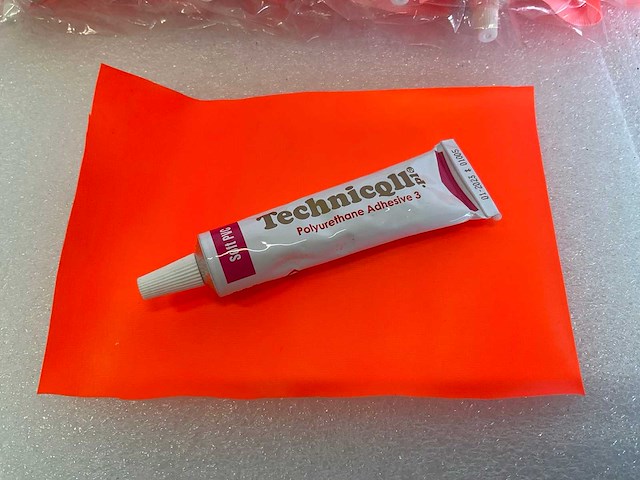 Technicoll polyurethane adhesive 3 - pvc reparatie kit (15x) - afbeelding 2 van  6