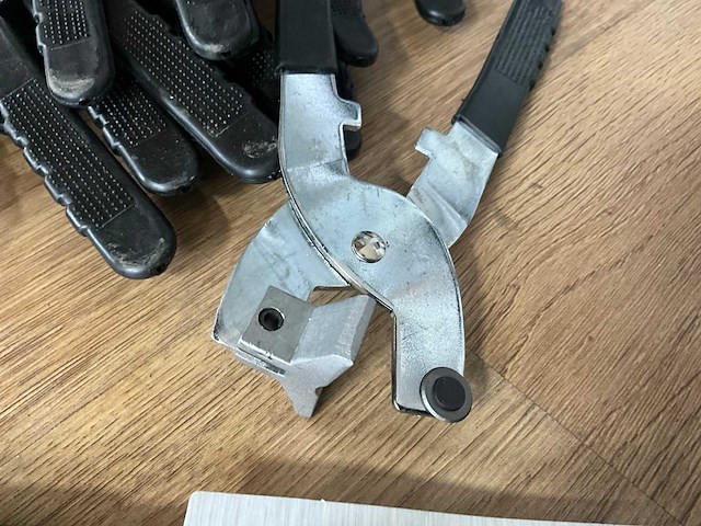 Technocraft tegelkniptang (16x) - afbeelding 3 van  3