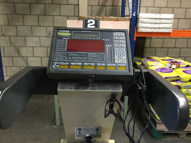 Technogym - stepper - afbeelding 5 van  6