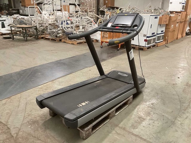 Technogym excite 600 loopband - afbeelding 3 van  5