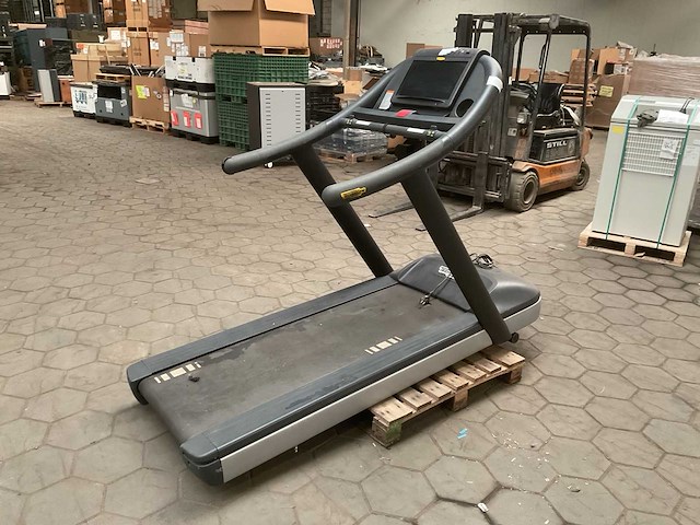 Technogym excite 600 loopband - afbeelding 3 van  5