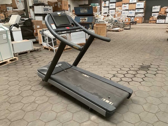 Technogym excite 600 loopband - afbeelding 4 van  5