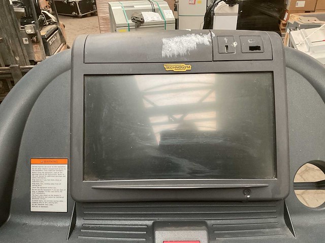 Technogym excite 600 loopband - afbeelding 5 van  5