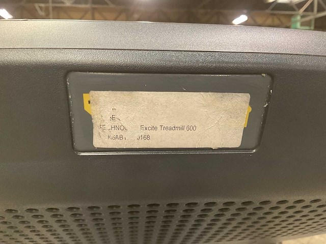 Technogym excite 600 loopband - afbeelding 6 van  6