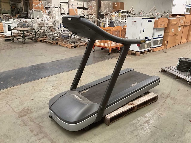 Technogym excite 600 loopband - afbeelding 1 van  5