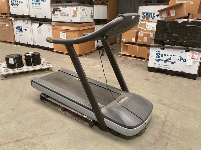 Technogym excite 600 loopband - afbeelding 2 van  5