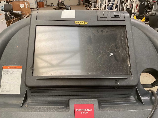 Technogym excite 600 loopband - afbeelding 5 van  5