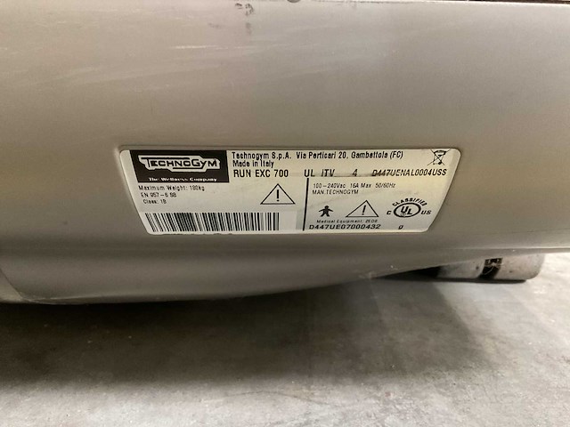 Technogym excite run 700 elektrische loopband - afbeelding 4 van  4