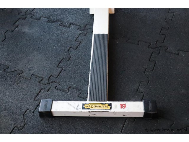 Technogym fitnessapparaat - afbeelding 6 van  8