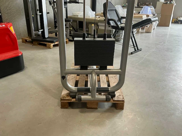 Technogym lat machine krachtstation - afbeelding 8 van  8