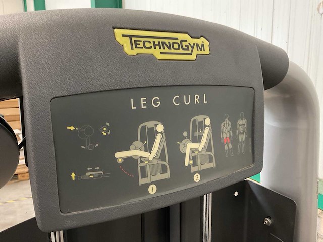 Technogym selection leg curl - afbeelding 2 van  7