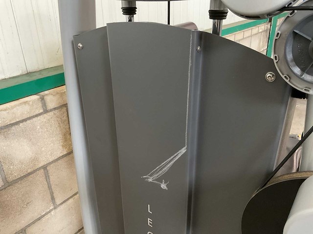 Technogym selection leg extension - afbeelding 9 van  9