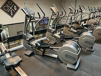 Technogym synchro excite 500ip crosstrainer - afbeelding 1 van  5