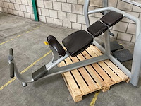 Technogym trainingsbank met halterstang - afbeelding 3 van  4