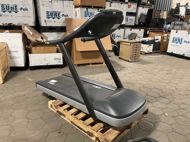 Technogym treadmill - afbeelding 2 van  6