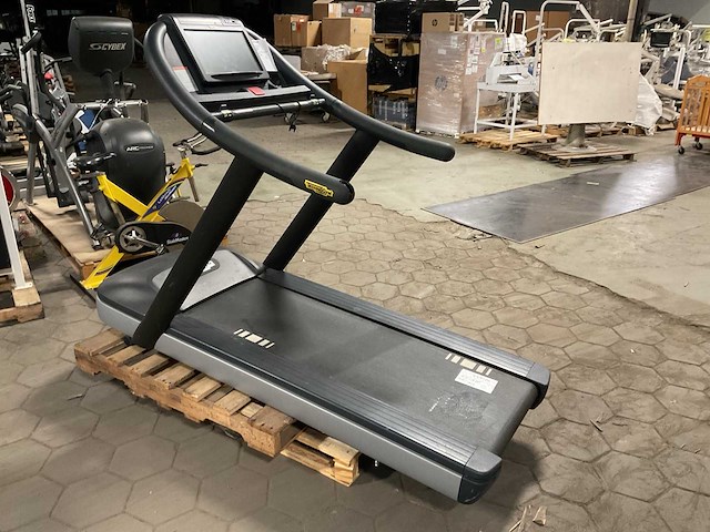Technogym treadmill - afbeelding 4 van  6