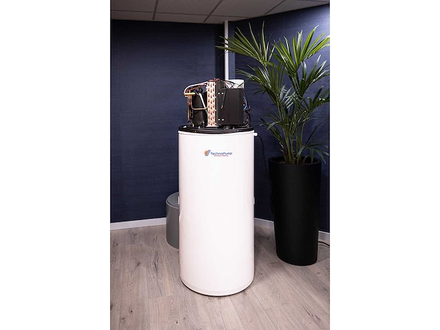 Technopump yt-200 tb1 warmtepompboiler - afbeelding 2 van  9