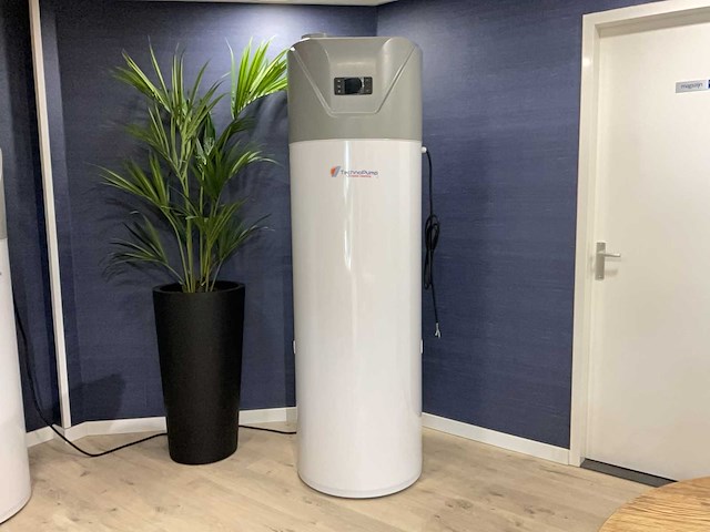 Technopump yt-300 tb1 warmtepompboiler - afbeelding 1 van  13