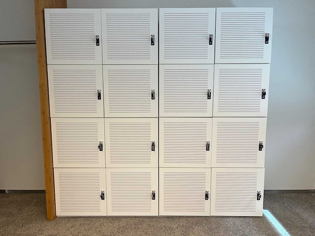 Techo - 2-delige lockerkast 16-deurs - afbeelding 1 van  17