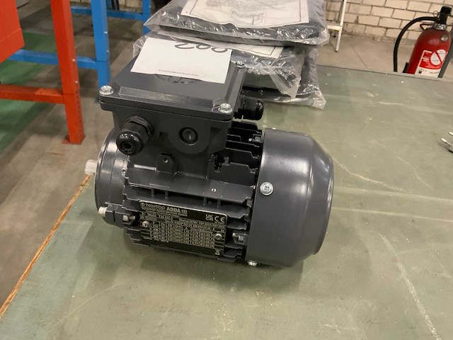 Techtop adda t3a 632-2 elektromotor - afbeelding 1 van  4