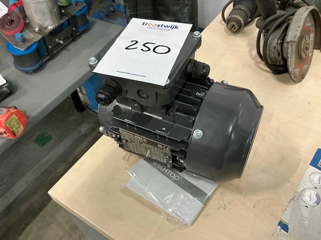 Techtop adda t3a 632-2 elektromotor - afbeelding 1 van  1