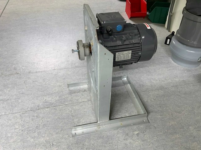 Techtop tfc 100la-2 elektromotor voorzien van hürner frame - afbeelding 1 van  8