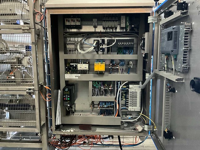 Tecnical tecnologia aplicada volumetrische gietmachine - afbeelding 13 van  13