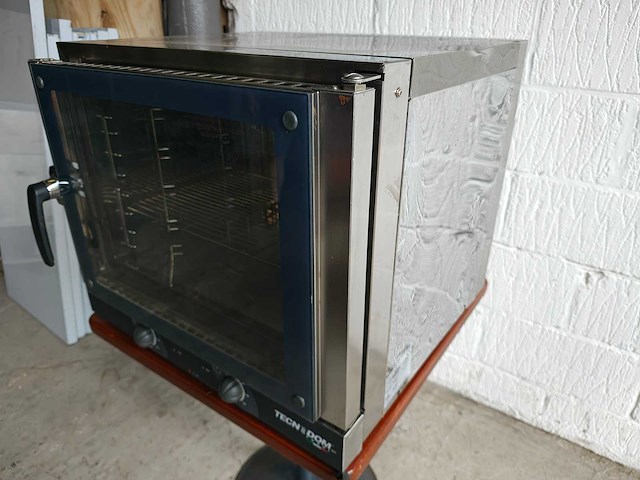 Tecnodom - heteluchtoven - afbeelding 2 van  7