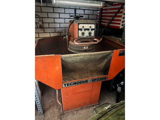 Tecnodue / carmec sp330r vlakslijp- freesmachine voor bewerking cilinderkoppen - afbeelding 2 van  7
