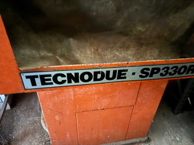 Tecnodue / carmec sp330r vlakslijp- freesmachine voor bewerking cilinderkoppen - afbeelding 4 van  7