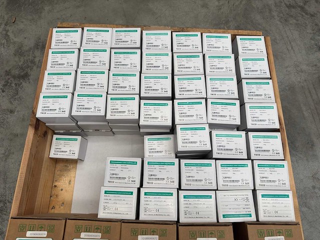 Teco - partij diverse programmable logic controllers (plc) - afbeelding 5 van  11