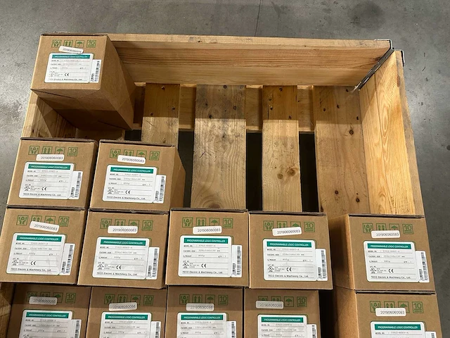 Teco - partij programmeerbare logic controllers - afbeelding 4 van  10