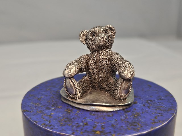 Teddy beer beeld - royal selangor - afbeelding 1 van  6