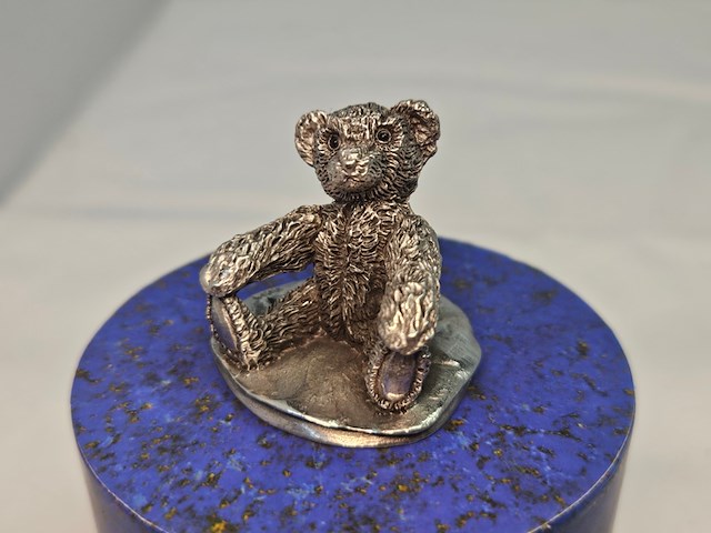 Teddy beer beeld - royal selangor - afbeelding 1 van  6