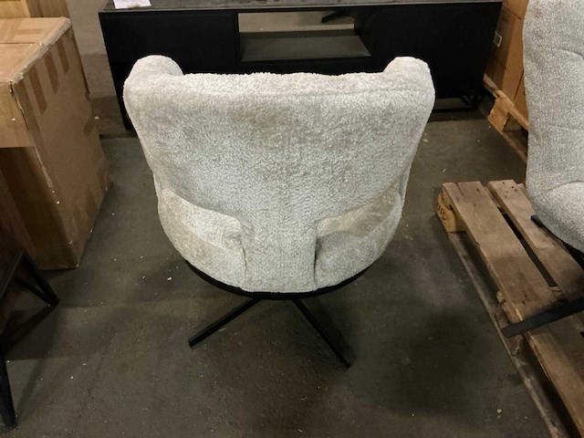 Teddy wit draaifauteuil - afbeelding 4 van  4