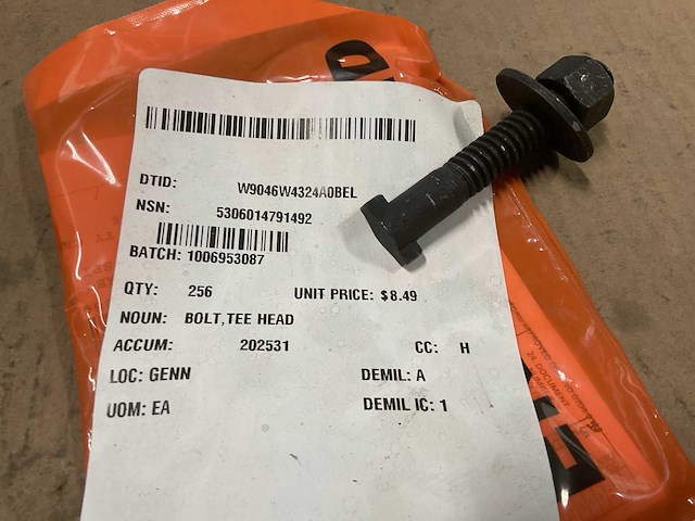 Tee head bolt (256x) - afbeelding 2 van  4