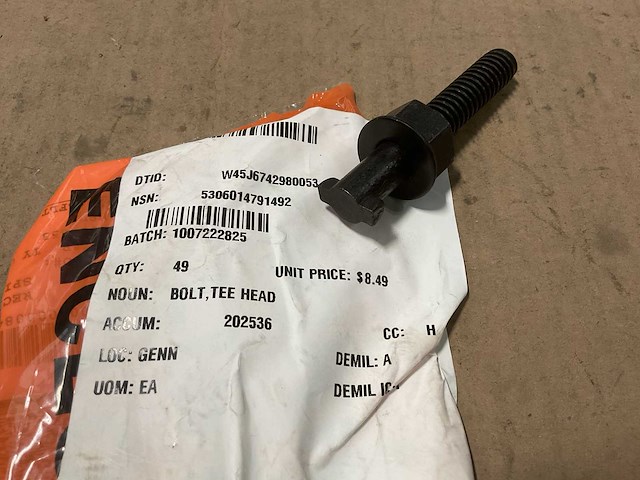 Tee head bolt (49x) - afbeelding 2 van  4