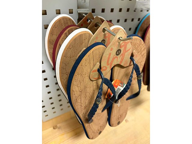 Teenslippers - paar - mixpartij (270x) - afbeelding 3 van  5