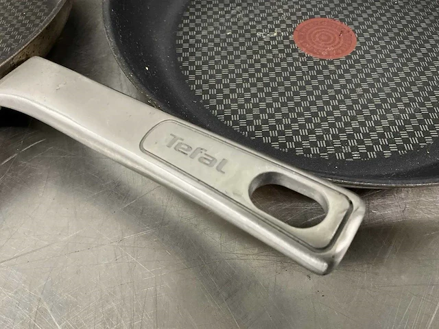 Tefal - koekenpan ø 30 cm (4x) - afbeelding 1 van  3