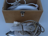 Tefal strijkijzer & besthome stoomstrijkijzer incl. houten opbergkist - afbeelding 1 van  7