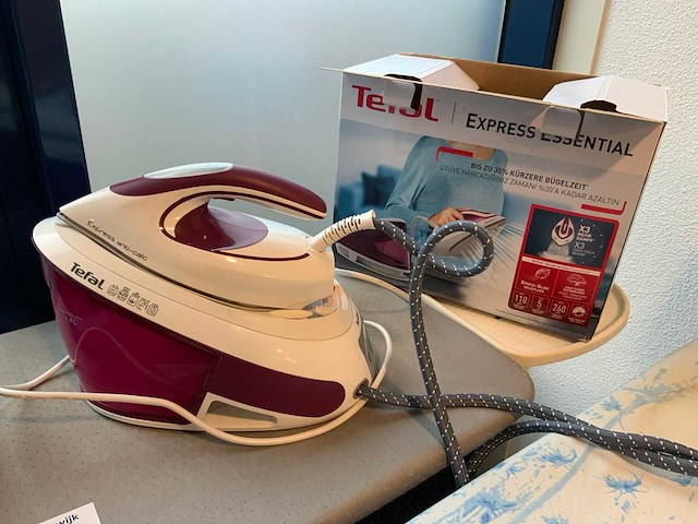 Tefal strijkijzers en -planken - afbeelding 4 van  7
