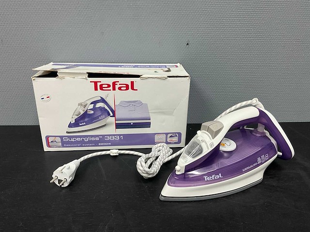 Tefal supergliss 3831 strijkijzer - afbeelding 1 van  12