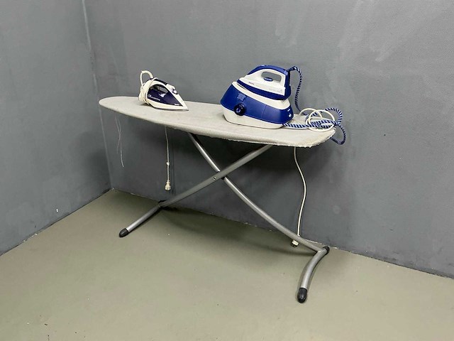 Tefal/philips strijkijzers met plank (3x) - afbeelding 1 van  6